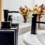 Azonaicas, Pleno Centro De * Córdova